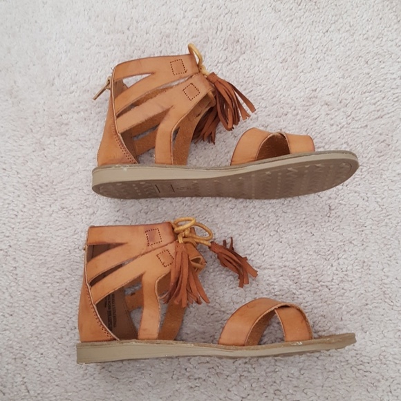 Dynasty youth gladiator sandals size 2 - Picture 2 of 8